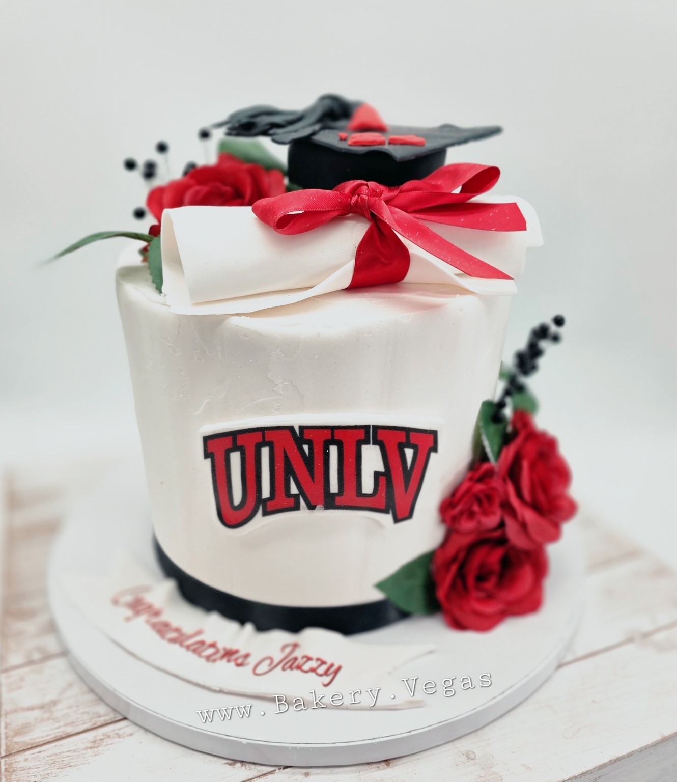 UNLV graduation cake